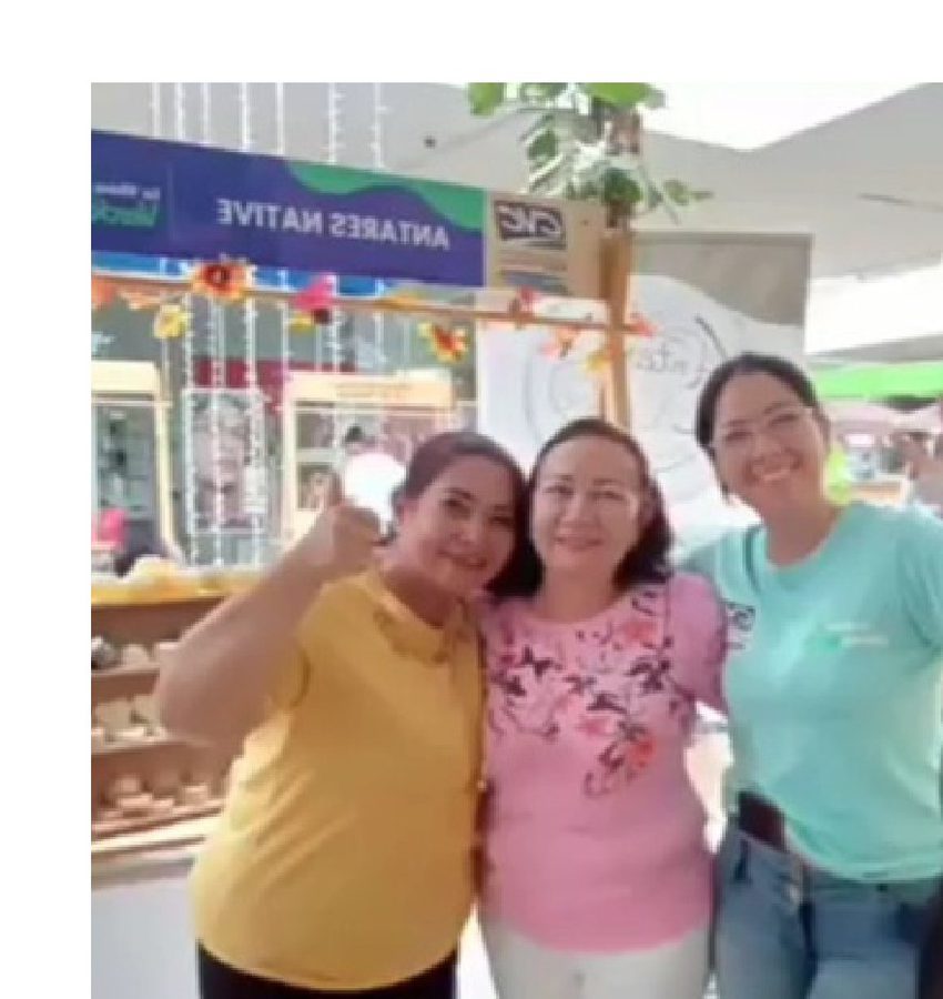 El equipo de mujeres de Antares Native